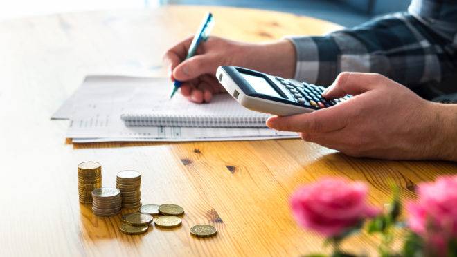Índice ficou em 4,31%, ligeiramente acima da meta de 4,25% perseguida pelo Banco Central. Vilões foram carne, loterias e combustíveis.