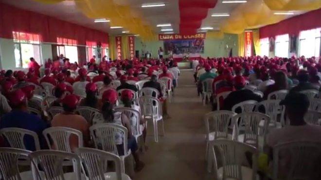 Aula de formação no Centro de Capacitação Paulo Freire.
