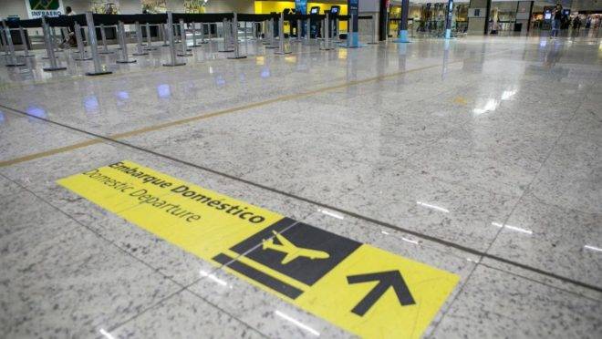 Dez cidades do interior do Paraná terão voos para Curitiba.
