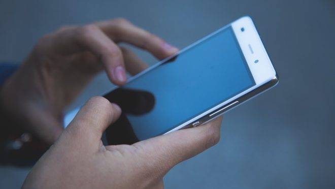 Na era dos pagamentos instantâneos, o smartphone terá papel central para o consumidor (Foto: Pixabay)