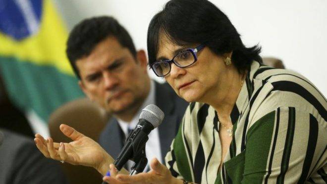 Damares-alves-funcionarios-terra-indigena-maranhao