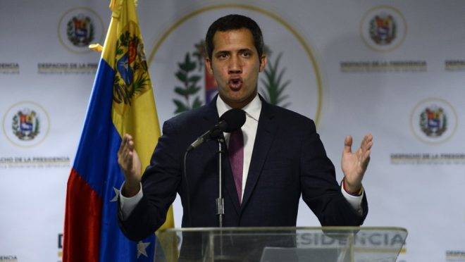 O líder opositor e presidente interino da Venezuela, Juan Guaidó, em coletiva de imprensa em Caracas, 16 de setembro de 2019