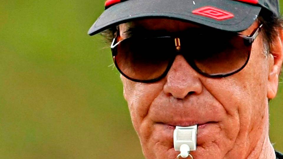 Último técnico campeão nacional pelo Inter revela torcida pelo Athletico na decisão do Beira-Rio Último técnico campeão nacional pelo Inter revela torcida pelo Athletico na decisão do Beira-Rio
