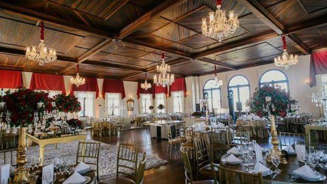 O luxuoso salão do Palácio Garibaldi terá uma noite especial remetendo à Argentina, com empanadas, bife de chorizo e show de tango.
