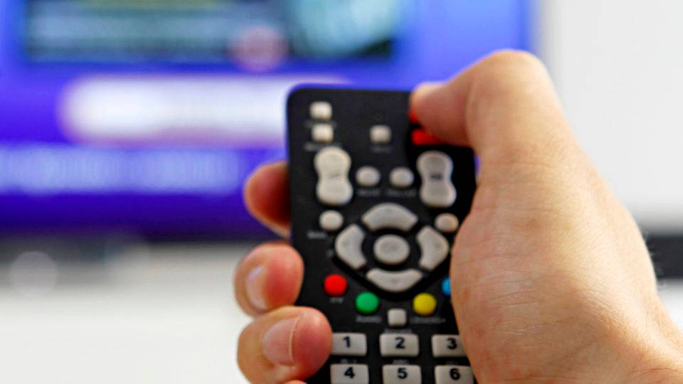 Anatel aprova operação de compra da Warner Media pela AT&T por 3 votos a 2 Anatel aprova operação de compra da Warner Media pela AT&T por 3 votos a 2