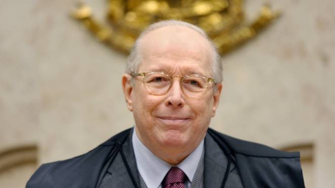 Celso de Mello decide antecipar aposentadoria no STF para 13 de outubro Celso de Mello, ministro do STF, vai se aposentar antes da data final.