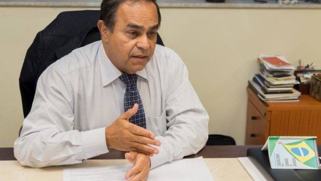 Desembargador Siro Darlan é alvo de operação da PF