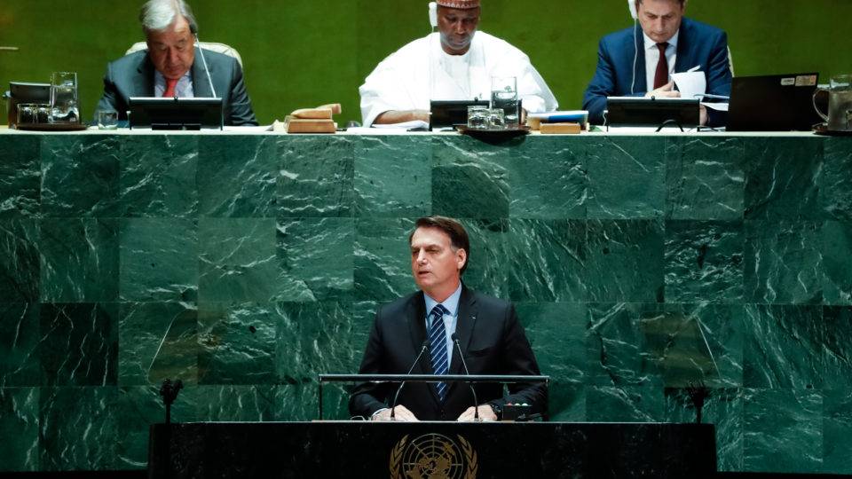 Não temos mais um presidente encolhido que tem medo de desagradar esse ou aquele Bolsonaro na ONU durante discurso.