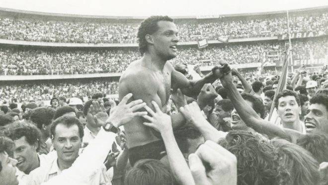 Paraná lança enquete para eleger seleção dos 30 anos; nós montamos a nossa máquina tricolor!