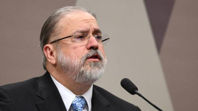 Augusto Aras é submetido à sabatina no Senado