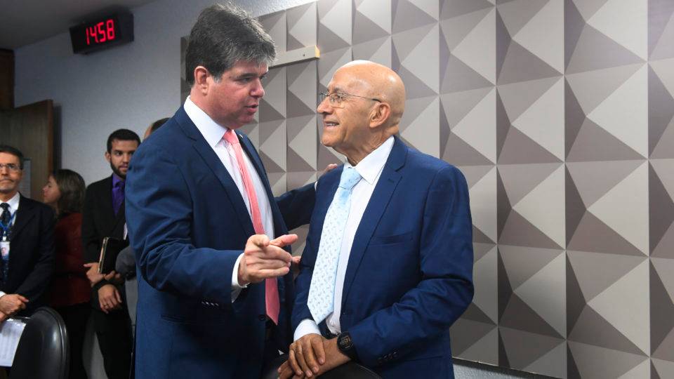 Médicos pelo Brasil: comissão