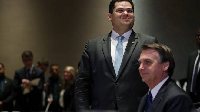Davi Alcolumbre e Jair Bolsonaro.
