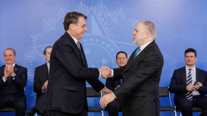Bolsonaro e Aras