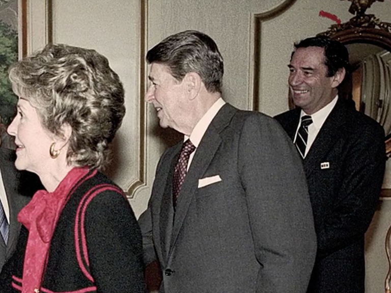 Doug Coe com Ronald Reagan