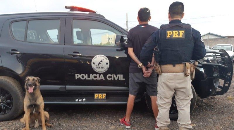 PRF e Polícia Civil prendem homem que vendia cocaína a caminhoneiros na Grande Curitiba