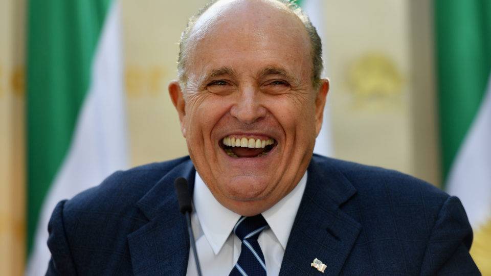 Rudy Giuliani, ex-prefeito de Nova York e advogado de Trump, saiu em defesa de seu cliente