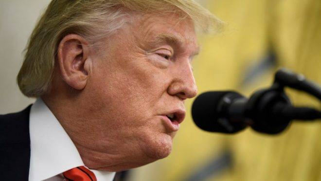 O presidente Donald Trump discursa na posse do secretário do Emprego, Eugene Scalia, na Casa Branca, 30 de setembro de 2019