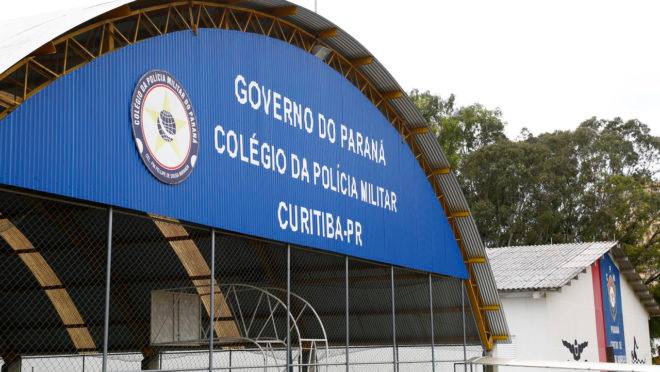 Colégio da Polícia Militar do Paraná em Curitiba
