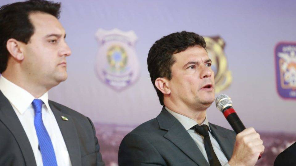 “Não queremos que o bandido mude de cidade, mas pra cadeia”, diz Moro no Paraná Ratinho e Moro