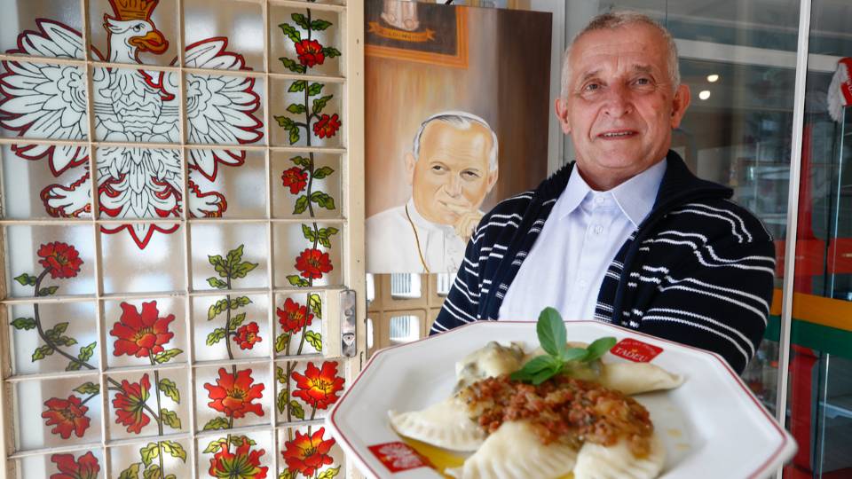 Diácono, Tadeu do Pierogi vai abençoar animais em feira gastronômica neste sábado Tadeu foi aluno do papa João Paulo II na juventude