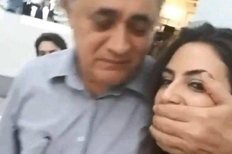 Deputado do PT “fecha boca” de mulher que o chamou de Capitão Cueca em aeroporto Deputado federal José Guimarães fecha boca de mulher