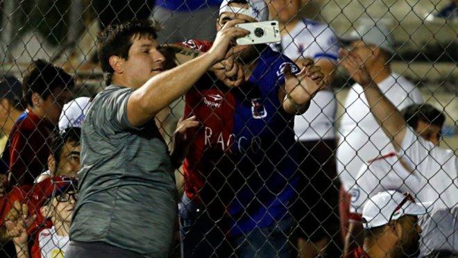 Após a vitória do Paraná sobre o Coritiba, técnico Matheus Costa disse que a sinergia entre a torcida e o time lembra a campanha do acesso de 2017.