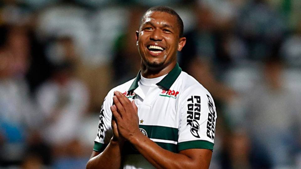 Jorginho explica o motivo de ter deixado o artilheiro Rodrigão no banco do Coritiba Jorginho explica o motivo de ter deixado o artilheiro Rodrigão no banco do Coritiba