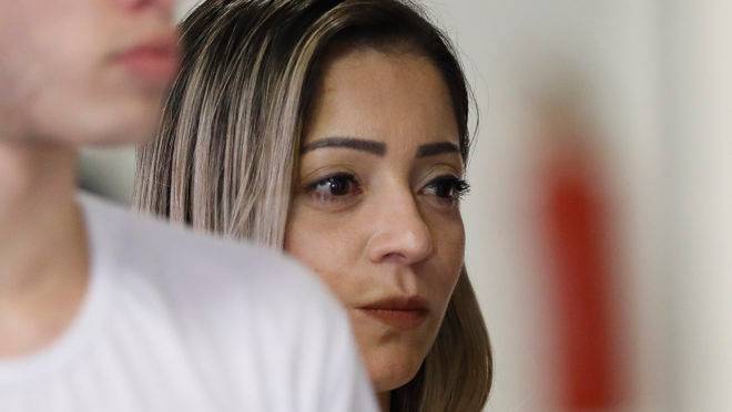 Cristiana Brittes não vai mais precisar usar tornozeleira eletrônica