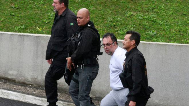 André Vargas durante ação de transferência de presos da Operação Lava Jato