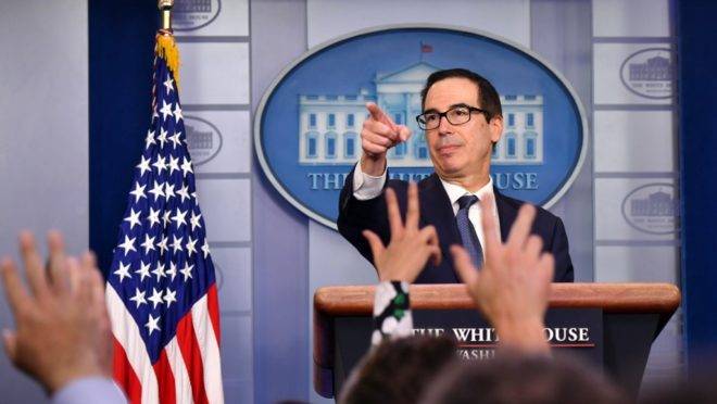 O secretário do Tesouro dos EUA, Steven Mnuchin, em coletiva na Casa Branca, Washington, 11 de outubro de 2019