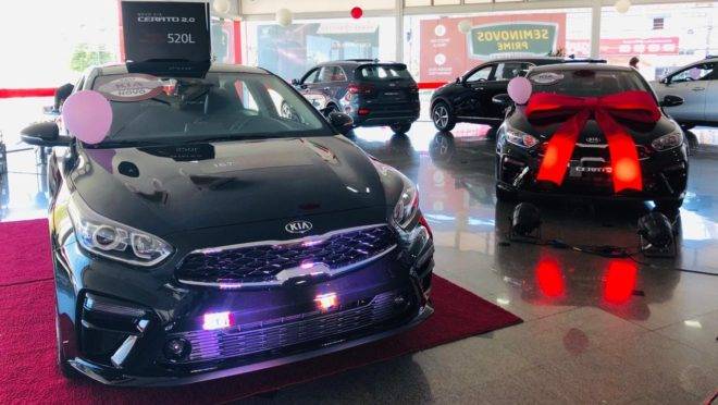 Showroom da concessionária Kia Sulpar, em Curitiba. Foto: Sulpar/ Divulgação