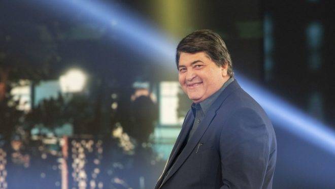Cortejado pelo mundo político e eterno pré-candidato à prefeitura de São Paulo, o apresentador popular José Luiz Datena se aproxima de Jair Bolsonaro.