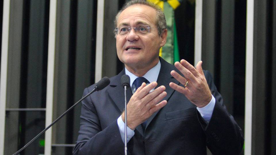 Liminar impede Renan Calheiros de ser relator da CPI da Covid Senador Renan Calheiros (MDB-AL) manobra para esvaziar candidatura de Baleia Rossi para a presidência da Câmara.