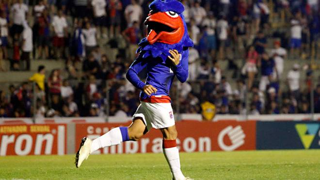Último jogo na Vila Capanema foi de vitória do Tricolor no Paratiba.