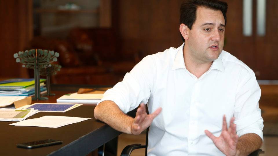 Governo Ratinho Junior ainda não sabe de onde vai tirar dinheiro para pagar indenizações de licença-prêmio.