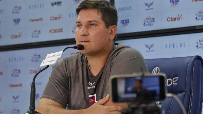 Técnico Matheus Costa. Fotos: Hamilton Bruschz.