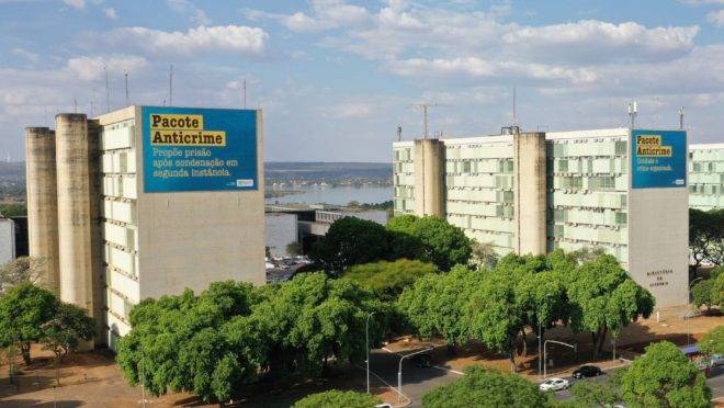 Tribunal de Contas da União (TCU) suspendeu campanha publicitária sobre o pacote anticrime.