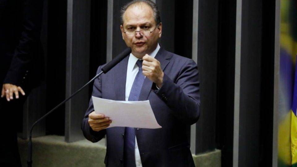 Bolsonaro chama ex-ministro de Temer para vice-líder no Congresso Deputado federal Ricardo Barros (PP-PR), durante sessão na Câmara dos Deputados