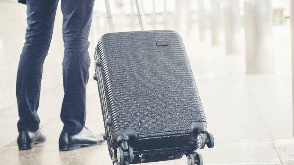 Aérea começa a cobrar preços dinâmicos para despachar bagagem em voos nacionais Regra já valia para voos internacionais. Dependendo das condições, será possível pagar mais barato.