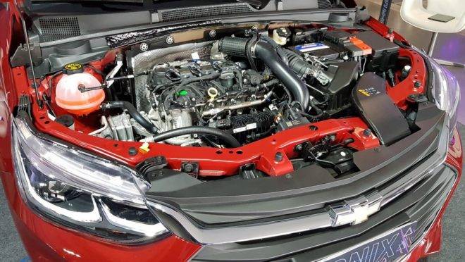 O motor 1.0 turboflex, de três cilindros, é uma das novidades da segunda geração do Onix.