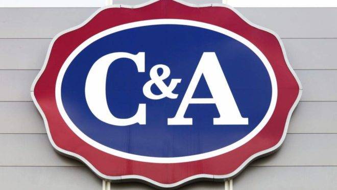 A oferta inicial de ações da C&A movimentou R$ 1,63 bilhão na quinta-feira (24)