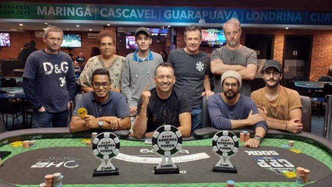 Mesa final da oitava etapa do Circuito Resenha do Poker. Foto: Divulgação/H2
