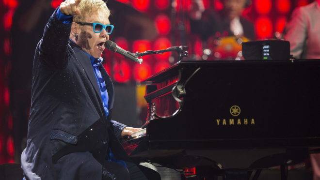 Curitiba recebe em novembro diversos shows, entre eles um tributo ao Elton John.