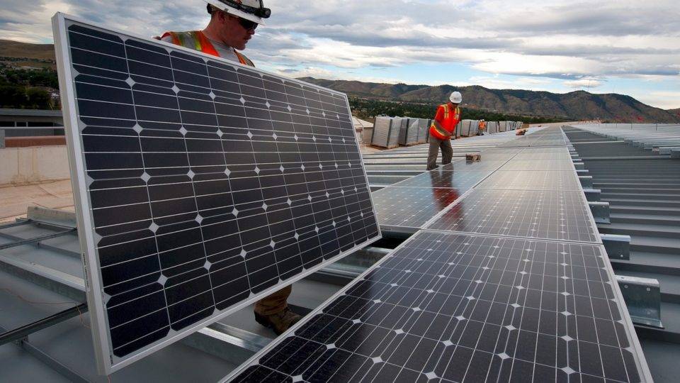 Energia solar sob o chapéu da incerteza Energia solar sob o chapéu da incerteza