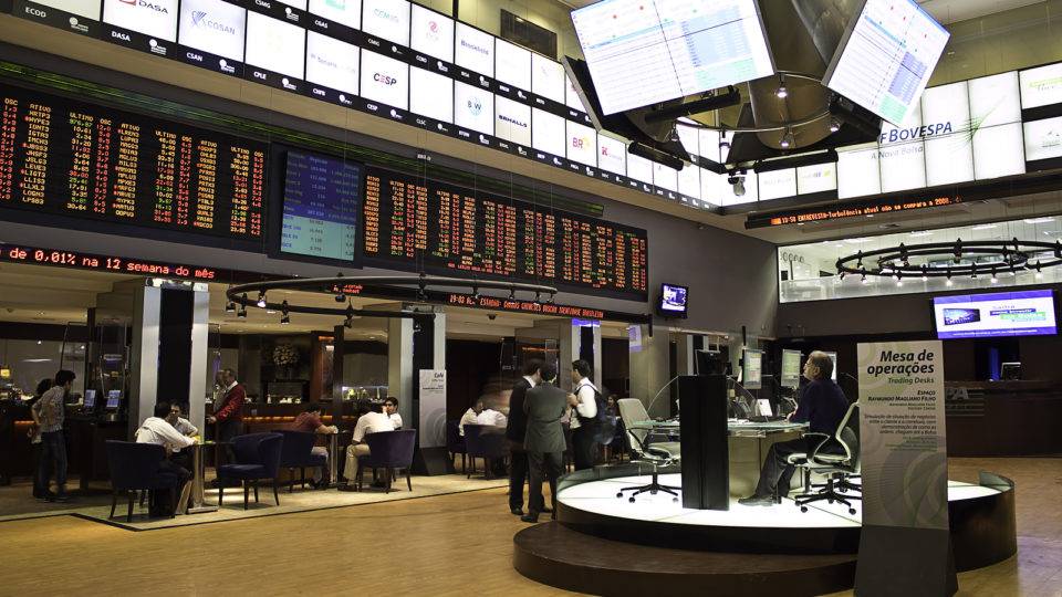 Ambiente de negócios ainda instável no Brasil espanta empresários Ambiente de negócios ainda instável no Brasil espanta empresários