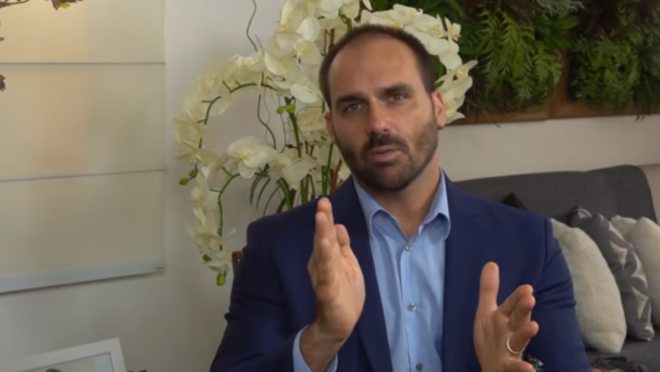 O deputado em entrevista ao canal da jornalista Leda Nagle.