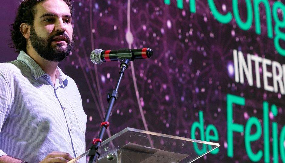 gustavo arns, fundador congresso da felicidade