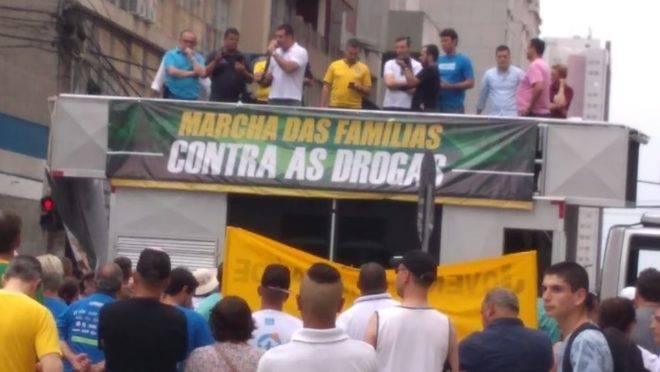 Marcha das Famílias contra as Drogas em Curitiba.