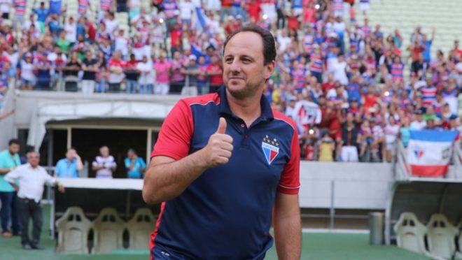 O nome de Rogério Ceni agrada à diretoria do Athletico