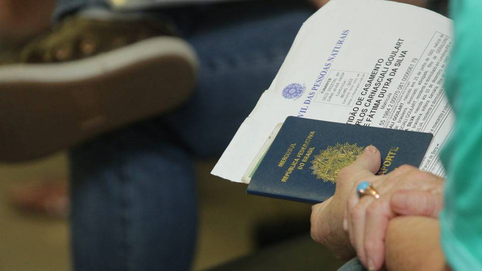 preço de emissão de passaporte